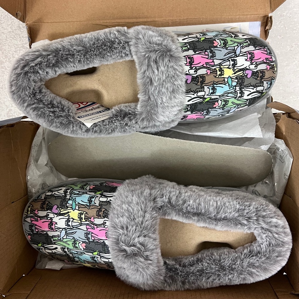 NIB - Bobs from Skechers